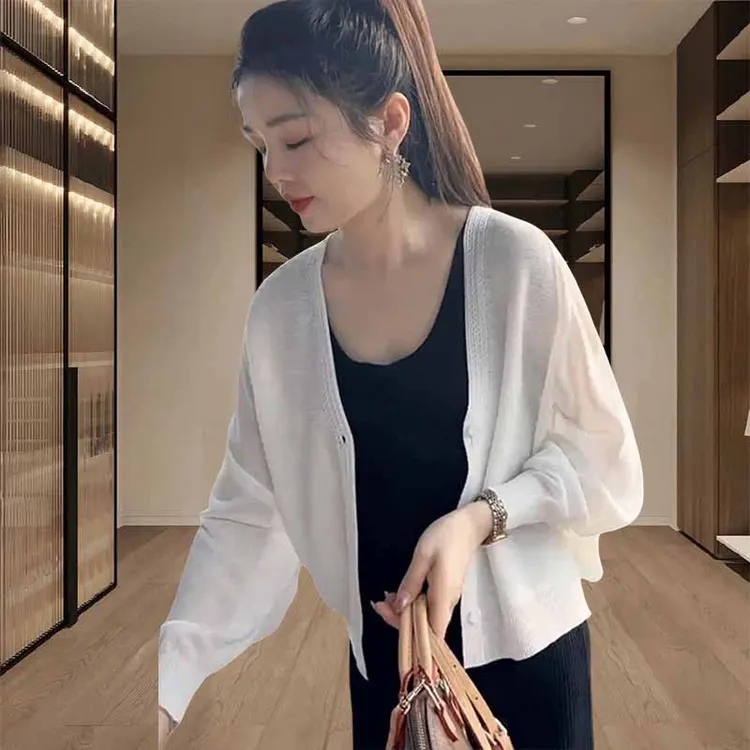 冰丝针织开衫短款防晒外套女夏季2025新款吊带裙外搭上衣披肩罩衫