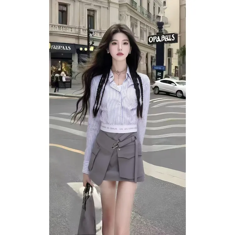新款时尚秋氛围感穿搭条纹长袖衬衫上衣+灰色不规则百搭半裙套装