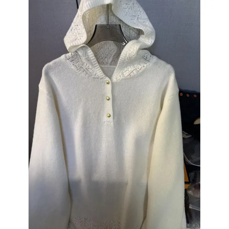 《容易 18547》 全毛新款钩花帽子针织毛衣女