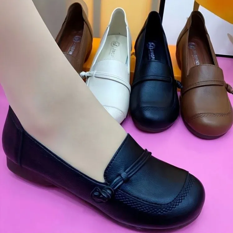 浅口平底妈妈鞋2025年春夏新款休闲圆头小皮鞋软筋软底中年女单鞋