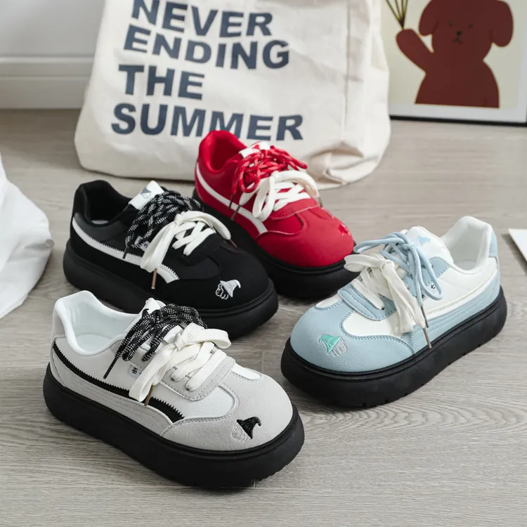 巫六七女鞋新款加绒保暖2025秋冬厚底阔腿裤必备百搭休闲学生板鞋