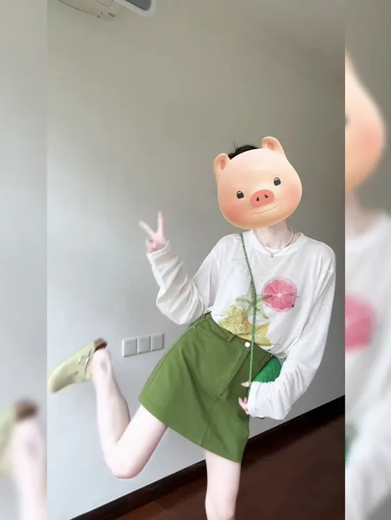 夏日多巴胺穿搭白色印花宽松长袖防晒上衣绿色a字半身裙套装女潮