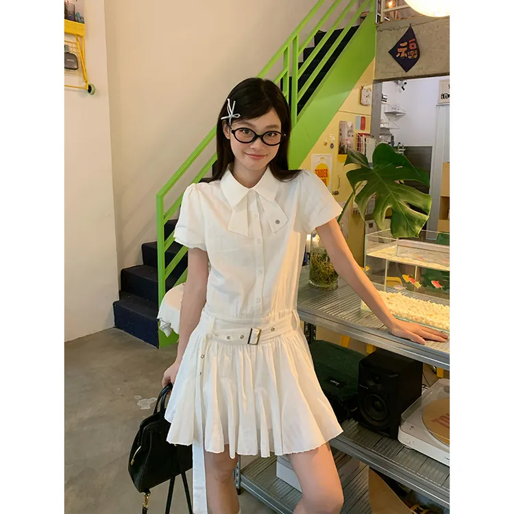 学院风衬衫领白色连衣裙女夏季新款韩系收腰泡泡袖绝美显瘦短裙子
