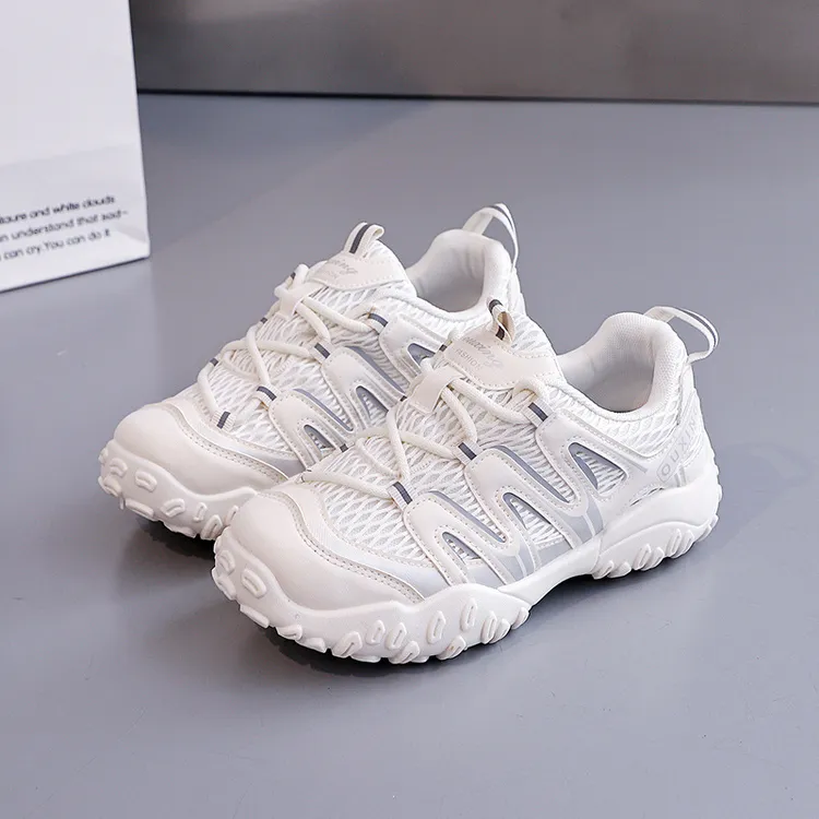 低跟时尚休闲鞋学生运动鞋透气森系耐脏夏季小白鞋百搭网面