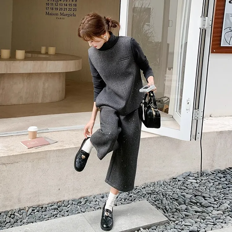 灰色亮片小香风毛呢马甲阔腿裤三件套女早春高级感一整套ootd穿搭