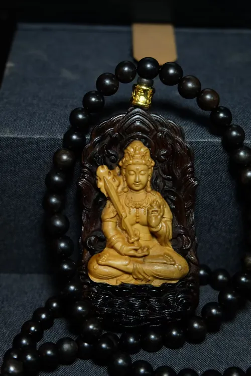 增香沉香木镶嵌檀香木十二生肖八大守护吊坠赠珠链守护神