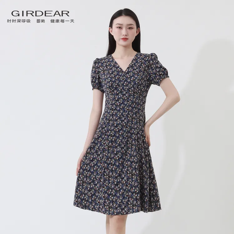 GIRDEAR/哥弟 新款V领气质优雅显瘦收腰碎花短袖连衣裙女1500472