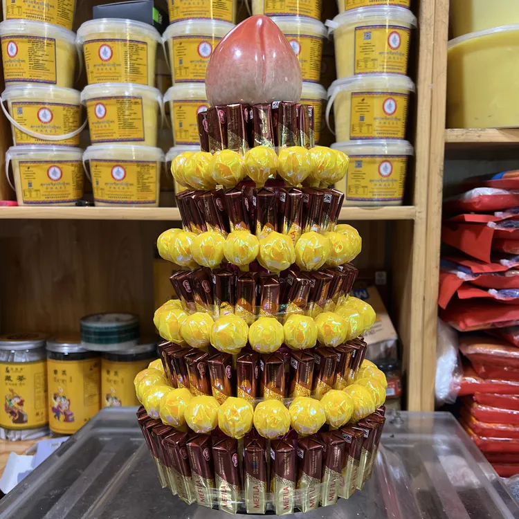 藏式手工供奉糖塔