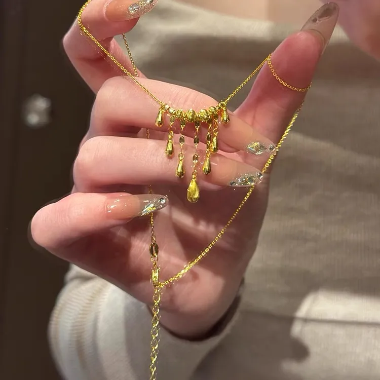 铜合金项链 新款不掉色爆闪光芒飞舞锁骨链轻奢百搭女士精致坠链