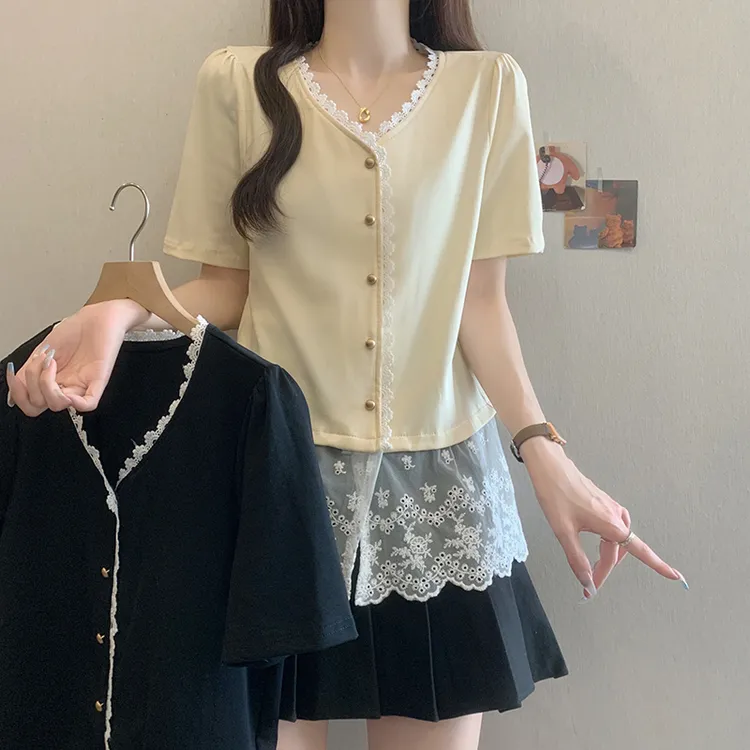 大码女装胖MM2025夏季新款法式T恤短袖女设计感V领蕾丝拼接上衣