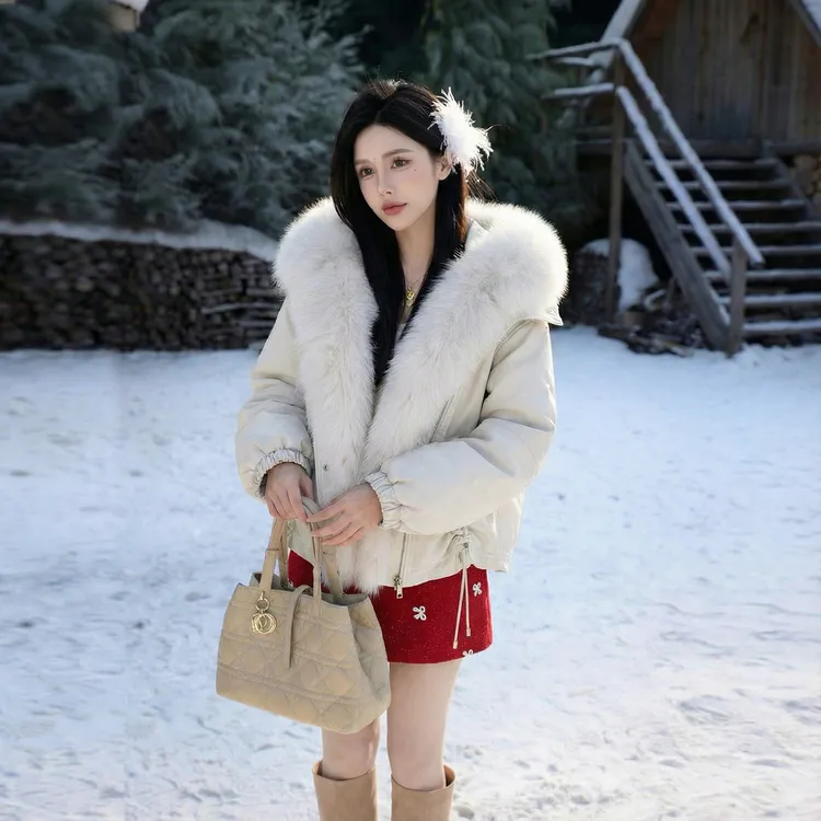 FANRUI/泛芮 「系韵雪貂」狐狸毛领抽绳百搭小众高级感羽绒服B19894