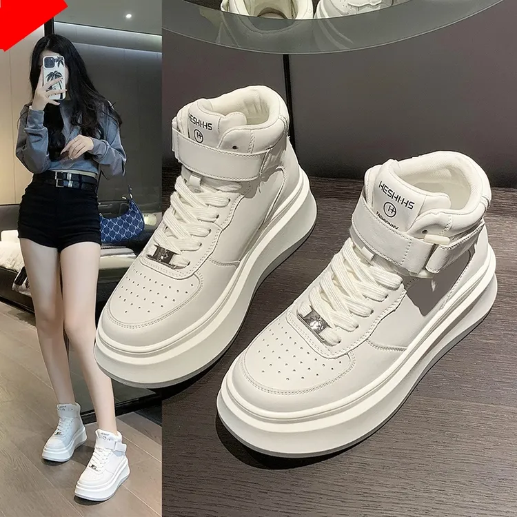 爆款厚底高帮小白鞋女2025秋季新款时尚百搭板鞋厚底运动休闲女鞋
