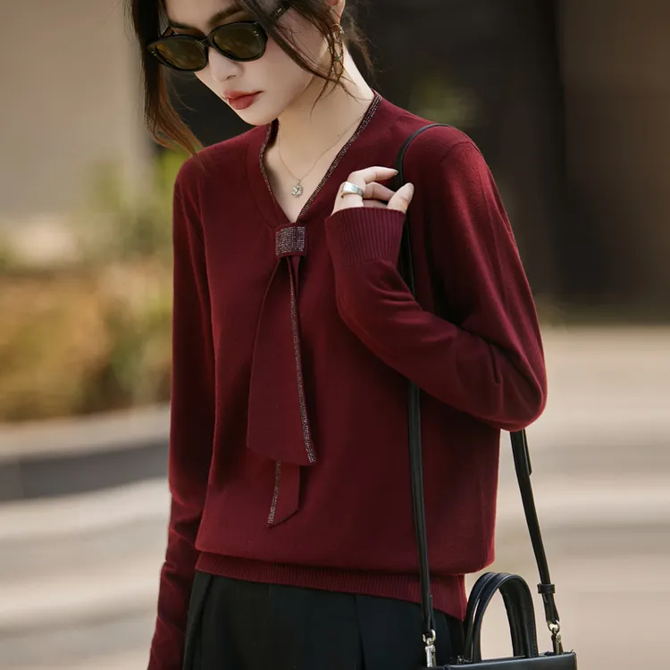 精纺V领飘带烫钻长袖上衣0224