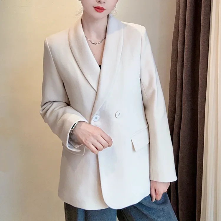 加厚保暖羊驼毛内胆西装外套女2025秋冬季时尚通勤翻袖青果领西服