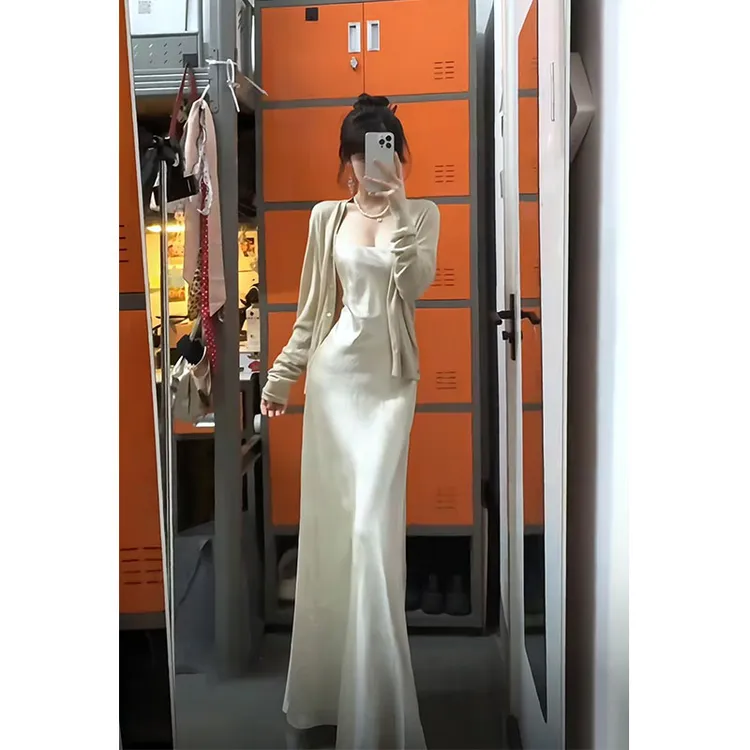 2025年夏季新款ins气质港风通勤薄款针织防晒衫配长款吊带连衣裙