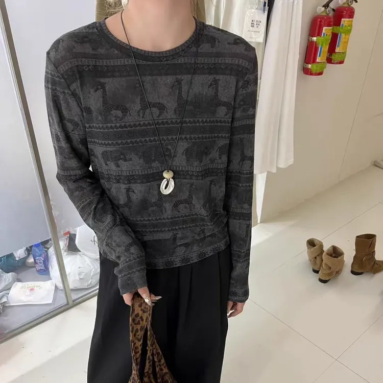 韩系卡通印花长袖T恤女2025秋季新款修身显瘦别致打底衫圆领上衣