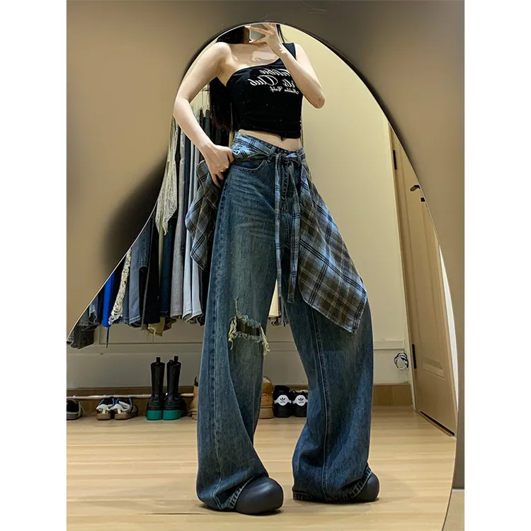 复古格子屁帘阔脚牛仔裤2025女早秋设计感破洞新款高腰显瘦直筒裤