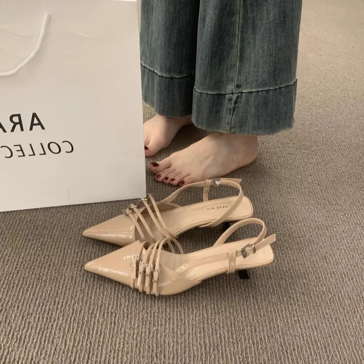 气质仙女风小猫跟包头凉鞋女夏季通勤鞋法式绝美银色3cm小跟鞋子