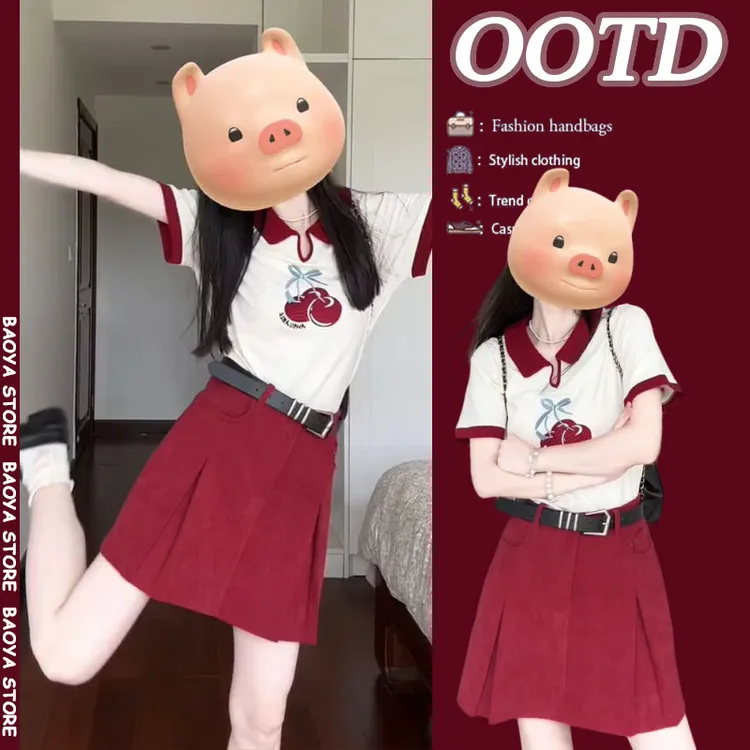 夏季穿搭一整套2025新款洋气减龄v领樱桃短袖休闲半身裙两件套装