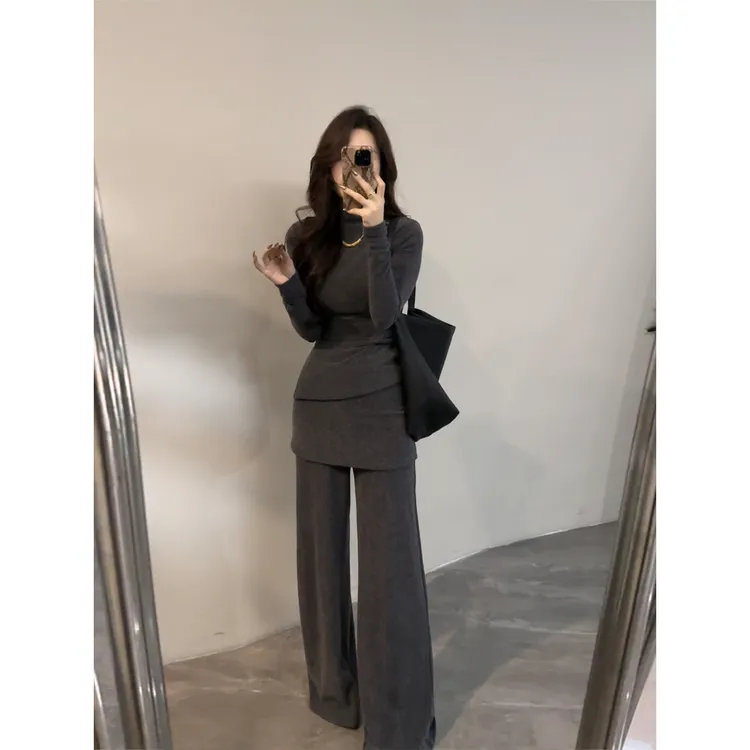 【大婷婷】冬季新款高领上衣高腰微喇休闲裤遮肉显瘦套装DT1779