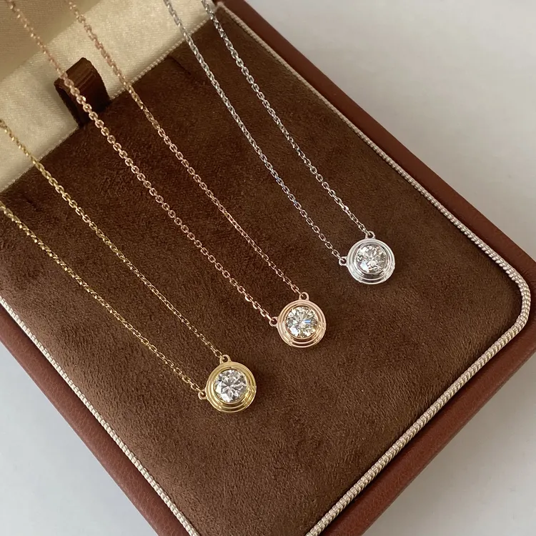 CFJEW 18K金30分/50分天然钻石飞碟项链