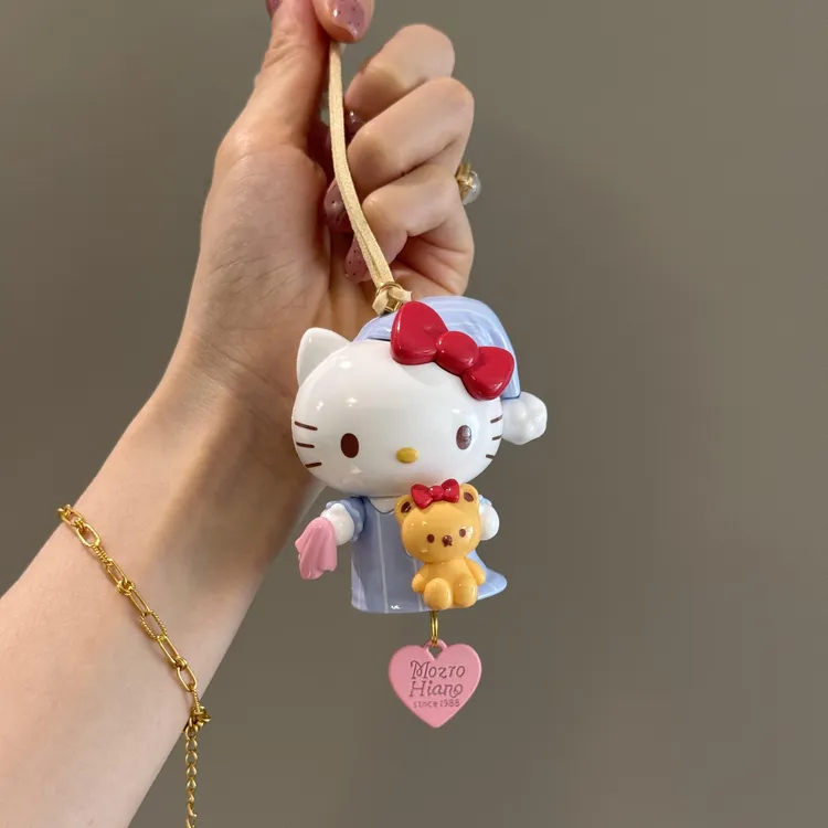 正版hellokitty挂件少女心kt猫车挂高级感车饰创意礼物挂饰车载