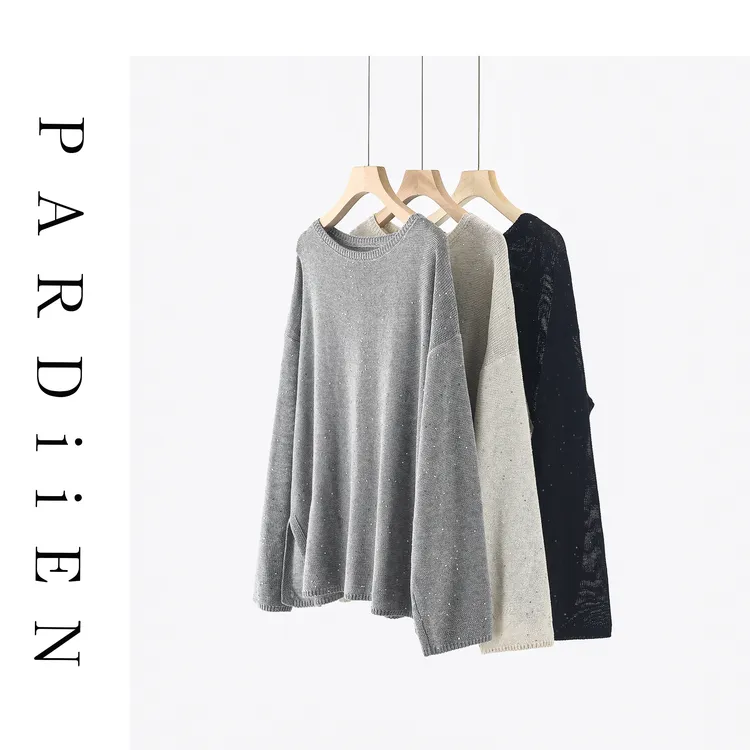 【北总严选】帕迪恩侧开叉亮片圆领长袖打底衫25Q084