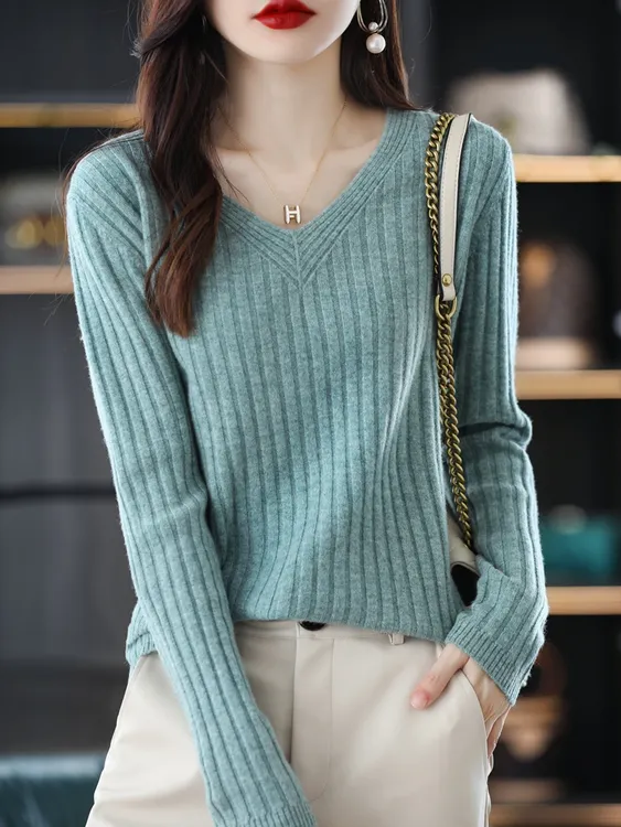 一线成衣秋冬V领套头长袖针织打底衫女宽松显瘦洋气无缝毛衣