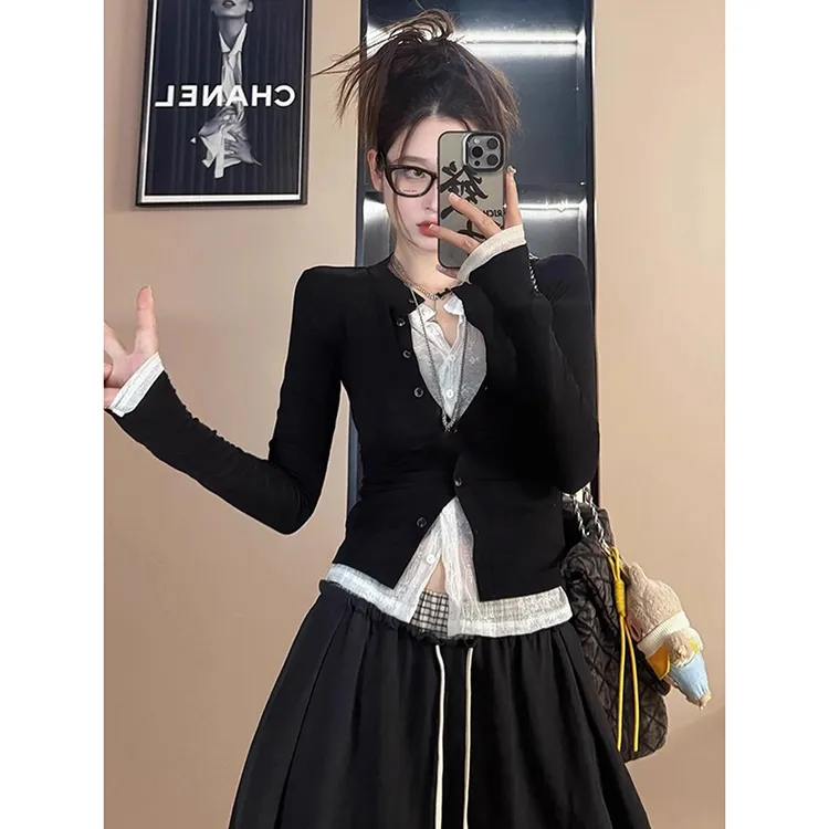 蕾丝拼接黑色长袖开衫女士气质上衣早秋季穿搭修身显瘦假两件t恤