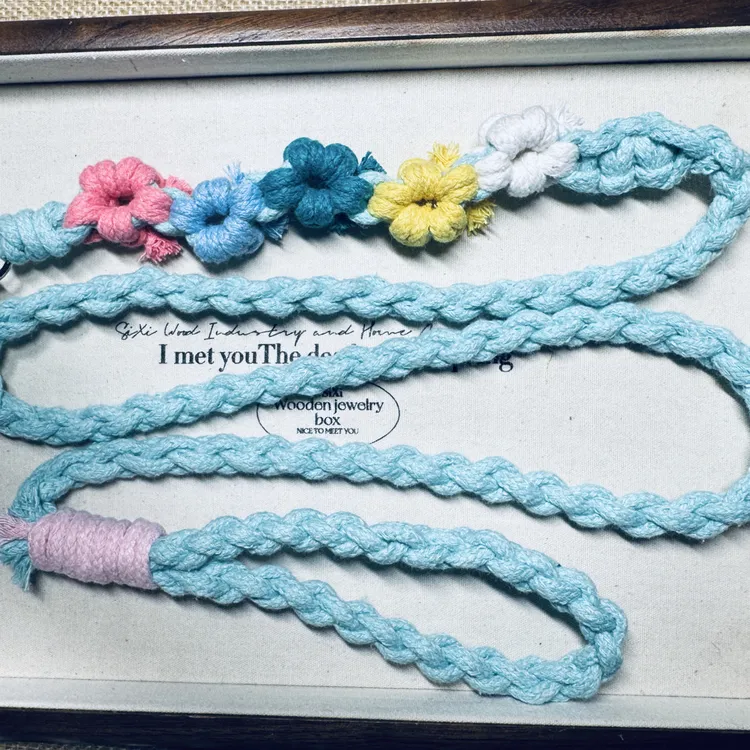 马卡龙色手工编织宠物牵引绳适合小中大型犬遛狗必备