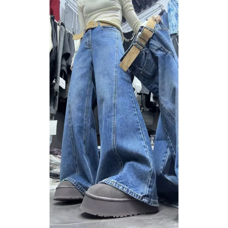 Aimeerosa/艾洛莎2025春季新款收胯显瘦牛仔裤女大码显腿长微喇裤