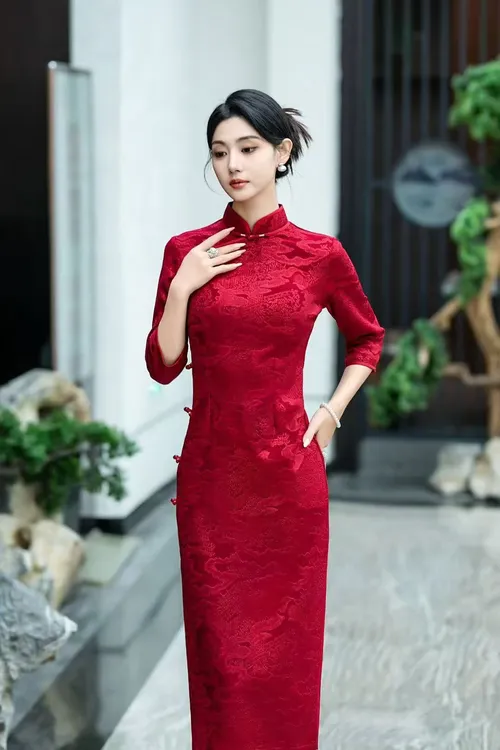 【喜相逢】2025中国风红色喜庆气质时尚修身高端提花秋冬旗袍A15