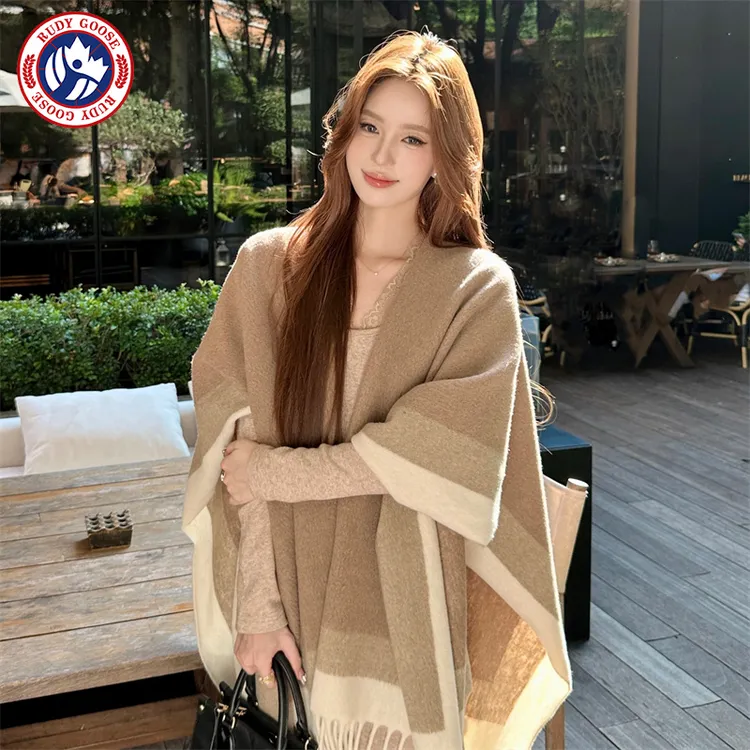 RUDY GOOSE秋季高级撞色披肩女外搭旅游2025新款大围巾披风斗篷