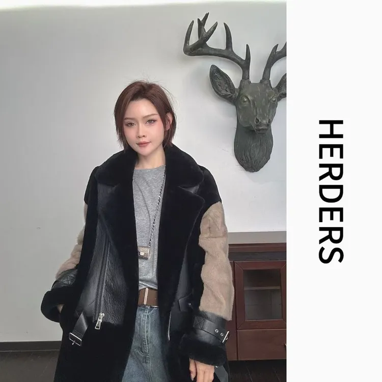 HERDERS 中长款机车翻领银蓝水貂拼接皮毛一体外套  255502