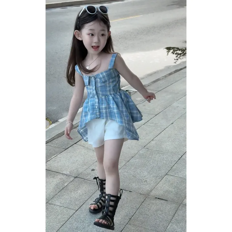 女童夏季新款套装洋气女宝宝不规则格子背心白色短裤两件套
