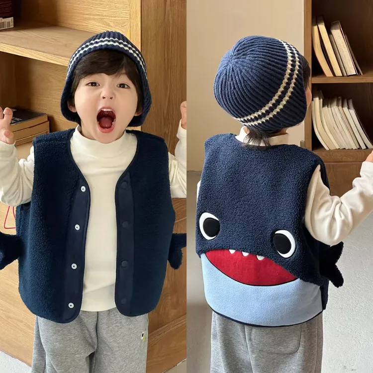 早秋防凉儿童马甲男童秋装2025新款男孩上衣幼儿园外搭保暖超好看