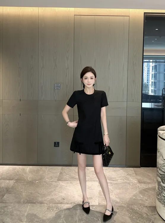 SHANG-JJ【蝴蝶点缀】25ss新款羊毛天丝柔和光感亲肤连衣裙q133751p