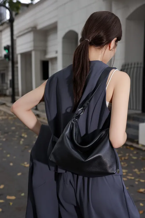 真皮包包女2025夏季新款休闲托特包质感小众腋下通勤单肩斜挎包