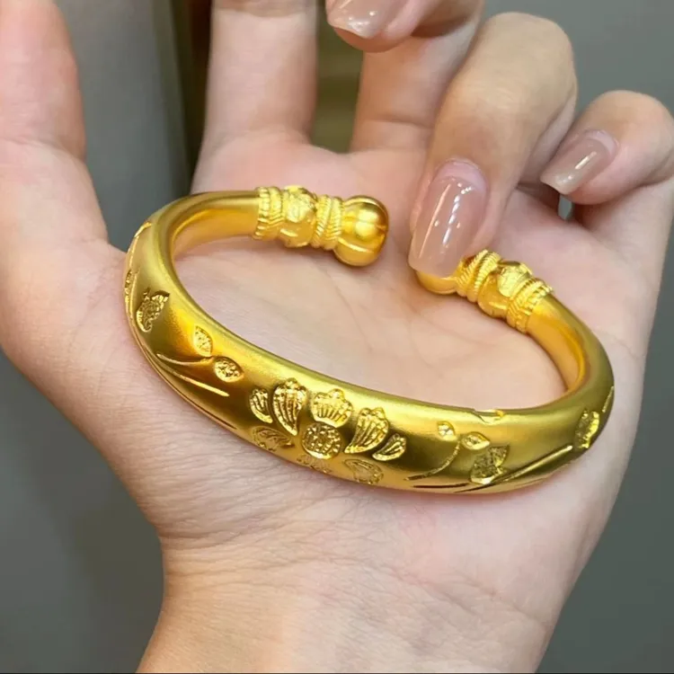 铜合金手镯 新中式古法传承梅花对珠开口哑光手镯女镀金灯笼手环