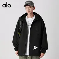 联名款冲锋外套男士春秋防风防泼水工装连帽大口袋户外夹克登山服