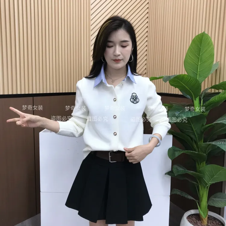 学院风拼接假两件针织衫女早秋2024新款宽松短款长袖毛衣开衫上衣