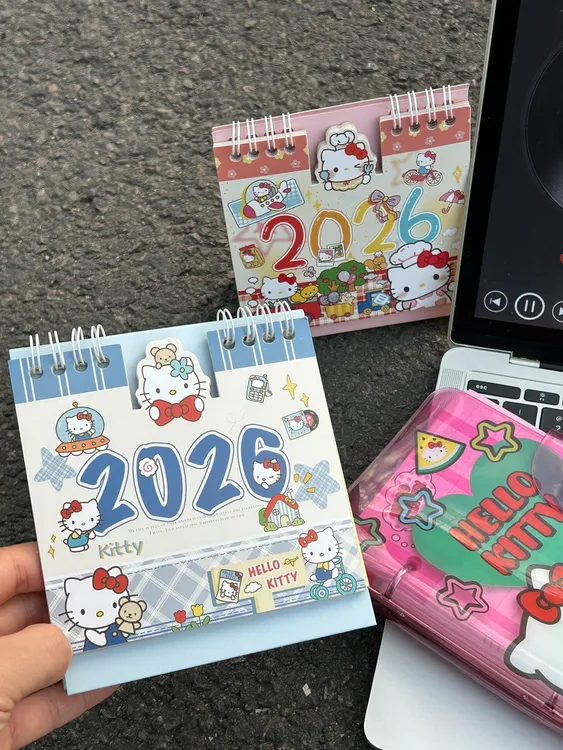 【甜星】2026可爱Kitty猫日历桌面台历少女学生高颜值桌面摆件