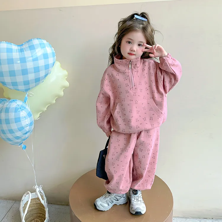 儿童春秋装时髦女童满印卫衣套装洋气2025韩版女宝宝运动两件套潮