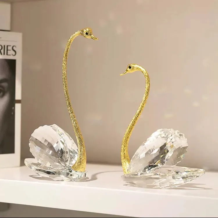 水晶天鹅金属脖子装饰品摆件
