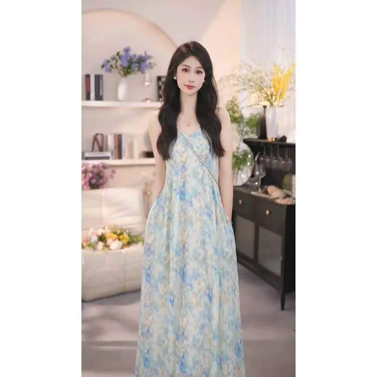 【有口袋】蓝色雏菊夏季法式长裙女显瘦设计收腰碎花吊带连衣裙1509