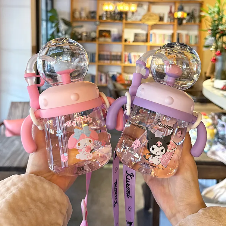 儿童水杯鲸鱼喷水杯宝宝吸管杯一两岁以上幼儿园家用婴儿学饮杯子