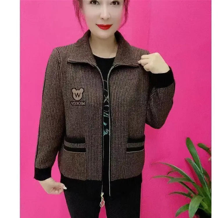 妈妈秋冬新款宽松中老年休闲拉链开衫外套