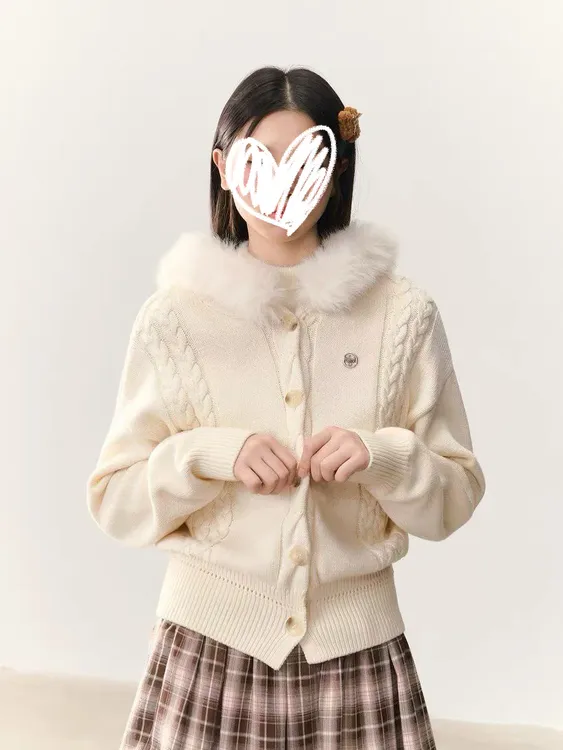 【原版版型】蓬松保暖毛毛领连帽针织开衫百搭立体绞花收腰显瘦毛衣