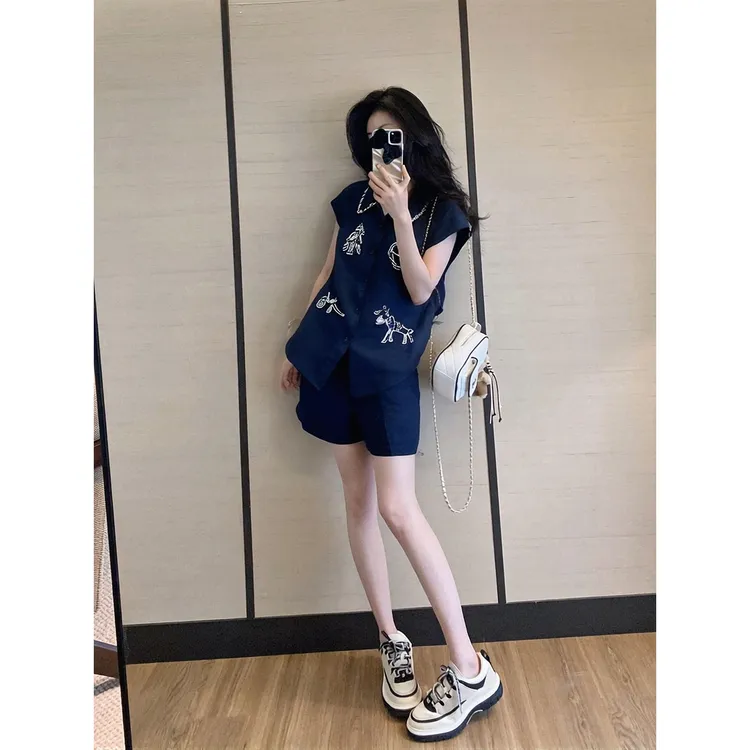 刺绣衬衫上衣短裤休闲套装女2025新款爆款洋气小个子宽松女士夏装