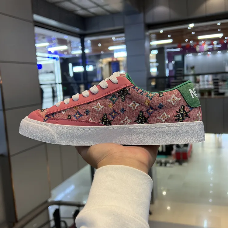 轻奢印花低帮男士蓝色机能潮鞋时尚运动百搭软底软面舒适休闲鞋秋